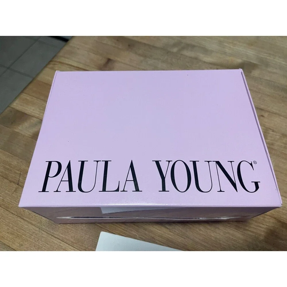 Paula Young 